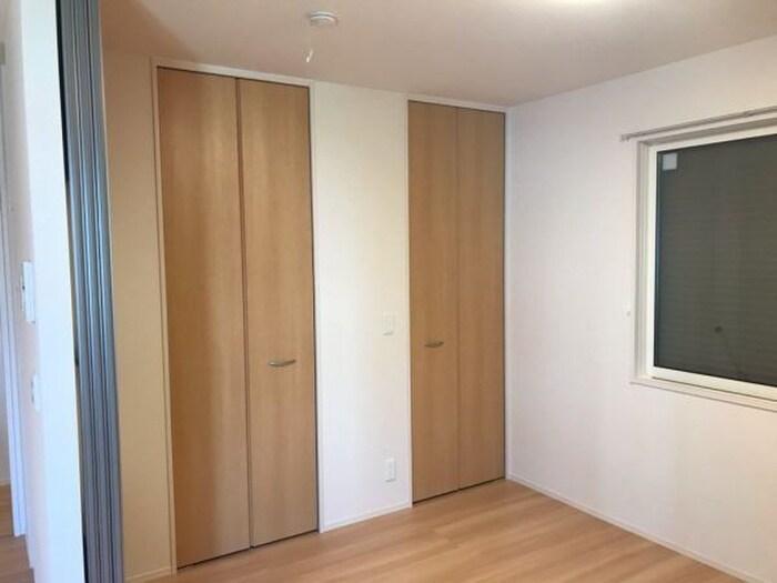 物件内観写真6　(居室)