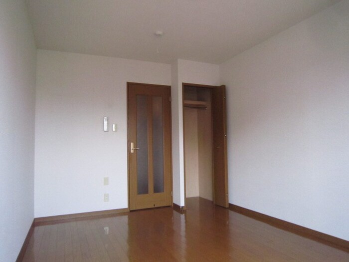 物件内観写真13　(居室)