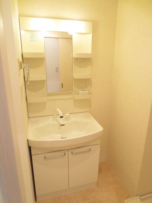 物件内観写真9　(洗面)