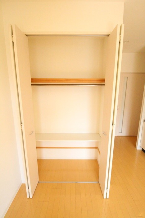 物件内観写真15　(収納)