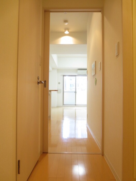 物件内観写真15　(玄関)