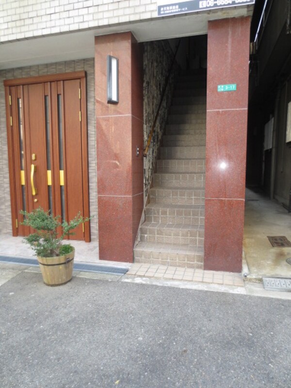 エントランス部分