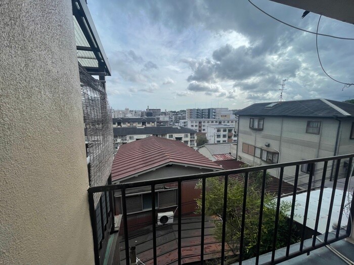 物件内観写真17　(室内からの展望)