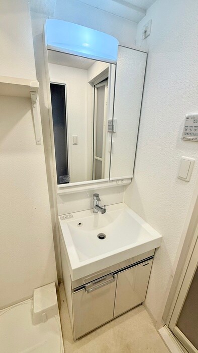 物件内観写真6　(洗面)