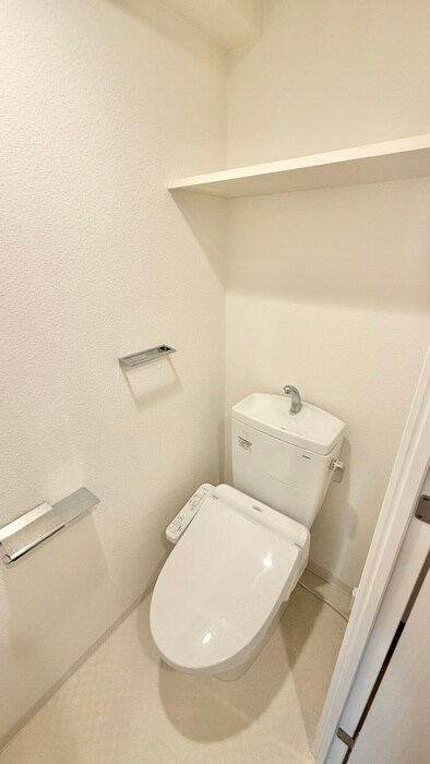 物件内観写真8　(トイレ)