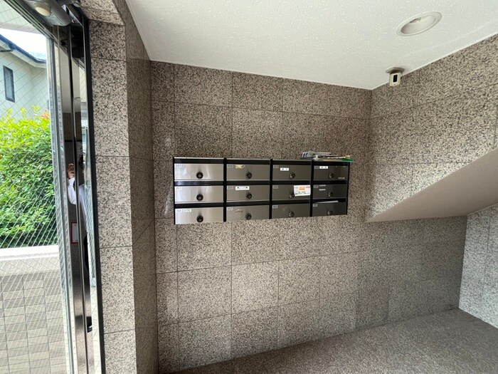 物件外観写真6　(建物設備)