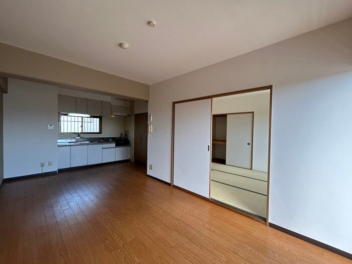 物件内観写真7　(居室)