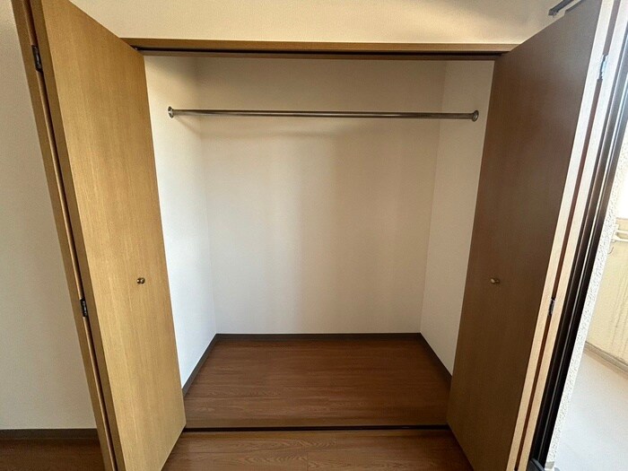 物件内観写真11　(収納)