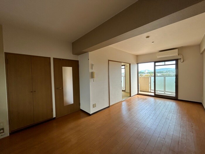 物件内観写真19　(居室)