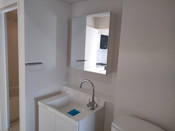 物件内観写真13　(洗面)