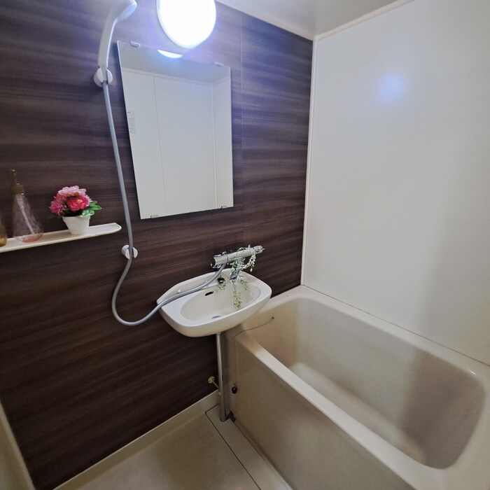 物件内観写真9　(バス／シャワールーム等)