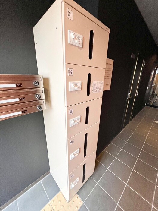 物件外観写真4　(建物設備)