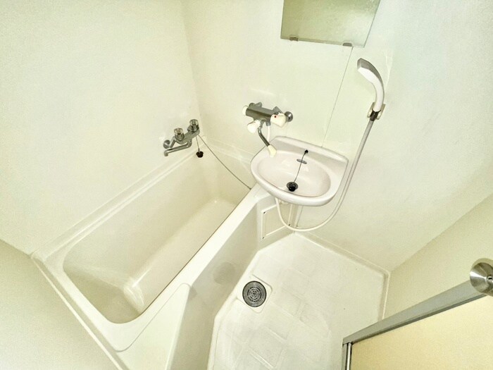 物件内観写真12　(バス／シャワールーム等)