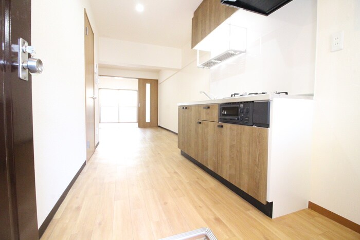 物件内観写真7　(廊下)