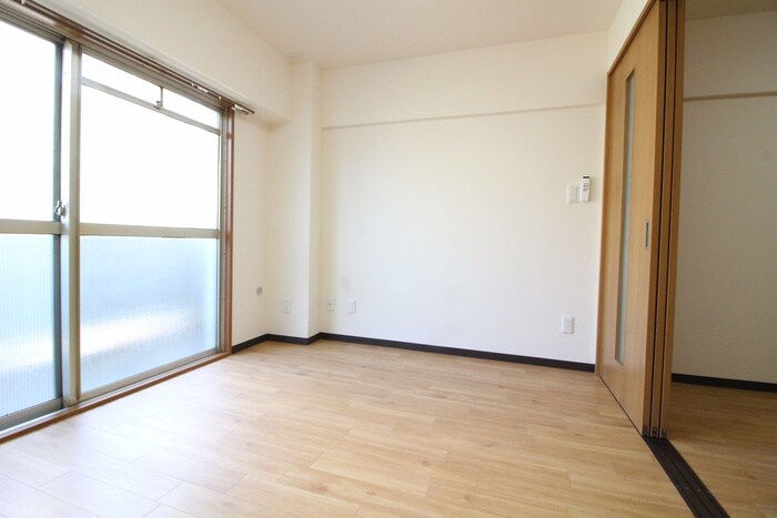 物件内観写真22　(居室)