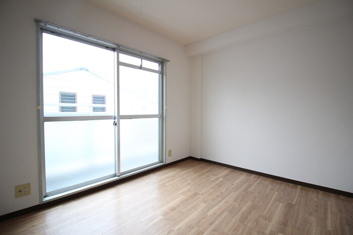 物件内観写真14　(居室)