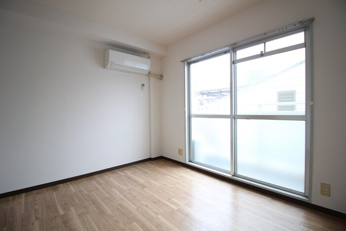 物件内観写真18　(居室)