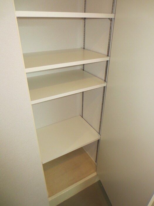 物件内観写真14　(靴箱)