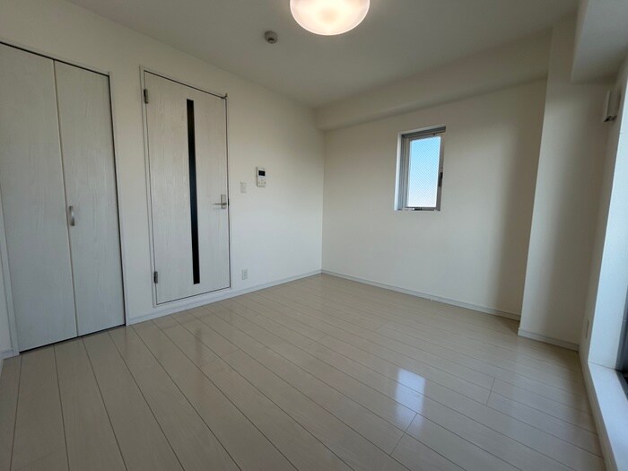 物件内観写真14　(居室)