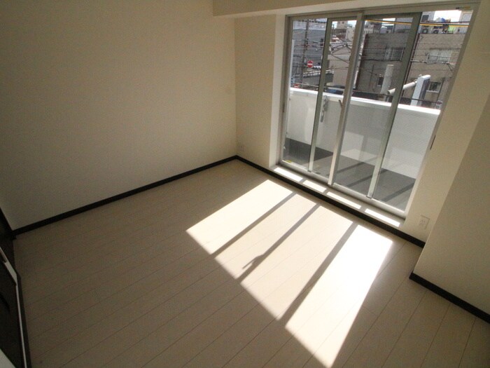 物件内観写真15　(居室)