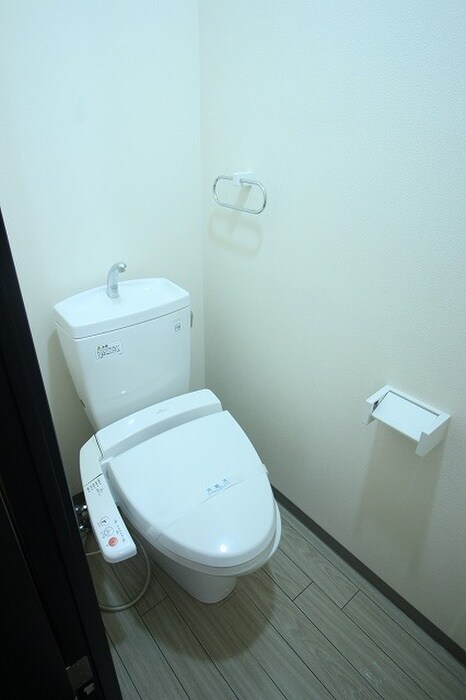 物件内観写真11　(トイレ)