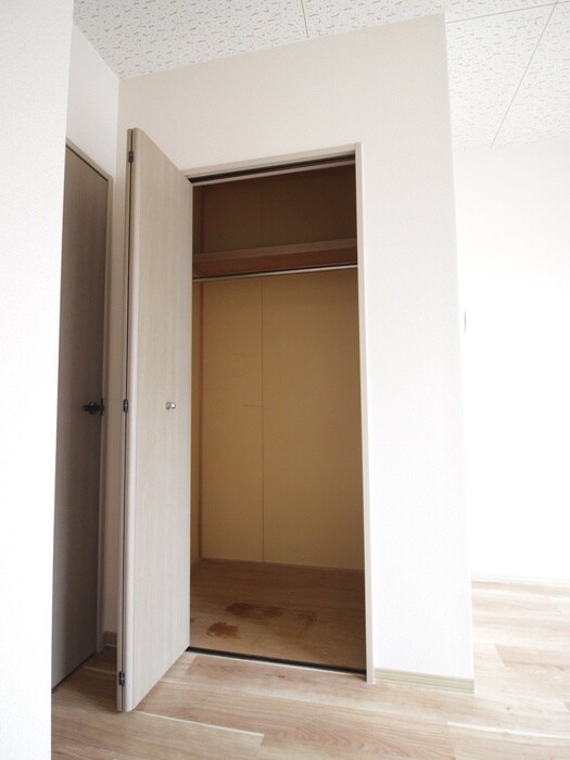 物件内観写真11　(居室)