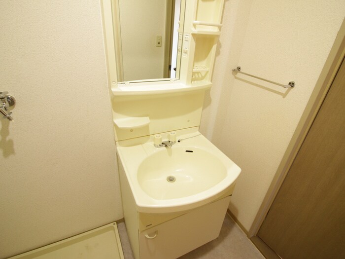 物件内観写真11　(洗面)