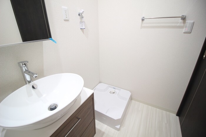 物件内観写真13　(洗濯機置場)