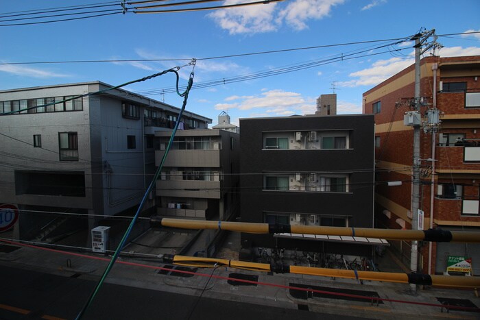 物件内観写真22　(室内からの展望)