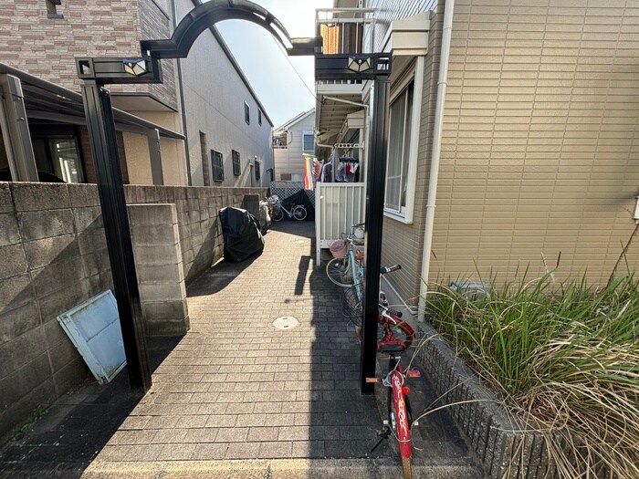 物件外観写真2　(外観写真)