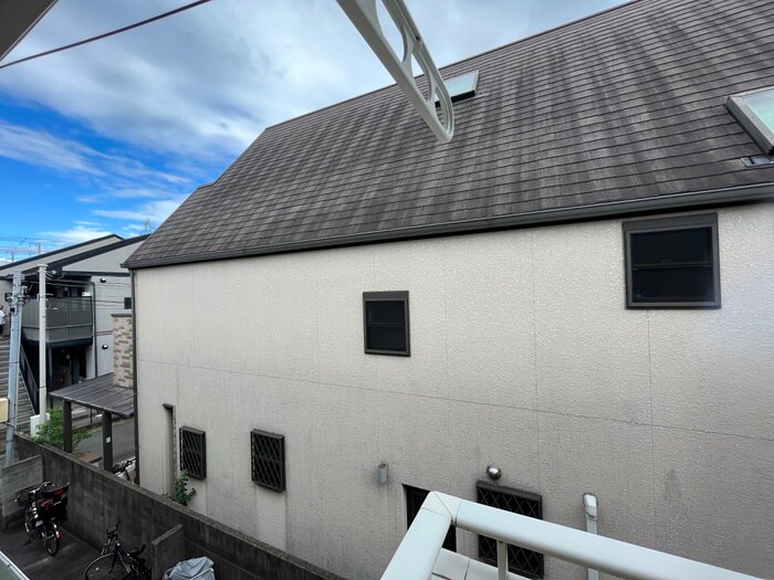 物件内観写真15　(室内からの展望)