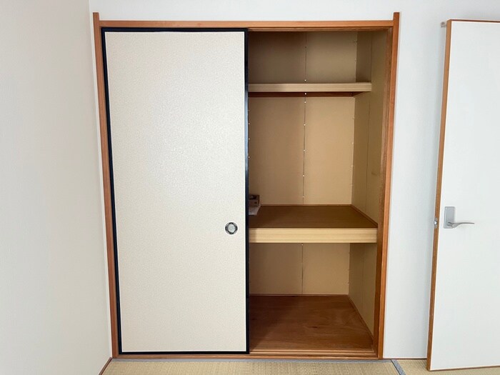 物件内観写真17　(収納)