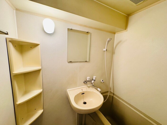 物件内観写真12　(洗面)