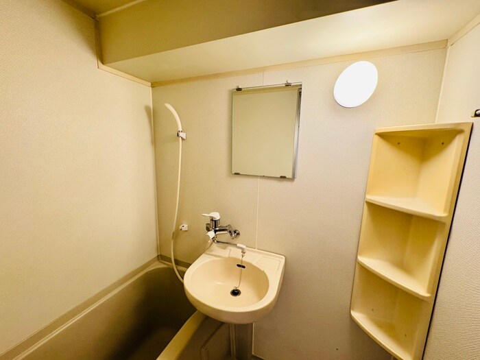 物件内観写真12　(洗面)