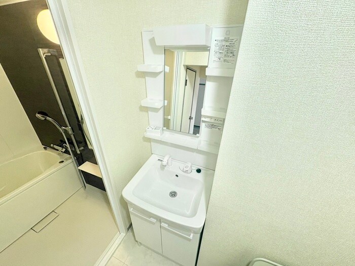 物件内観写真10　(洗濯機置場)