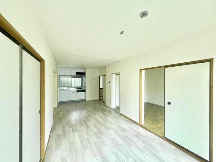 物件内観写真12　(内観写真)