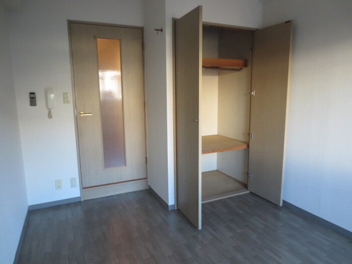 物件内観写真15　(居室)