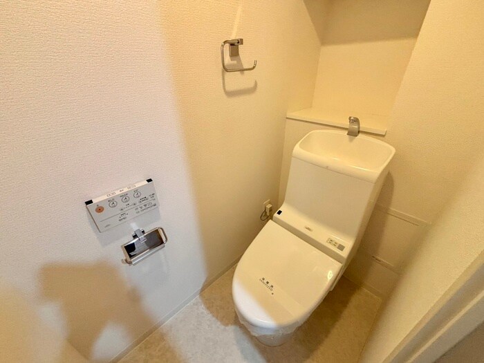 物件内観写真10　(トイレ)