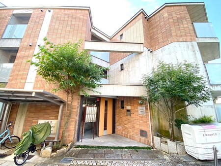 イ－ストコ－ト北白川外観写真