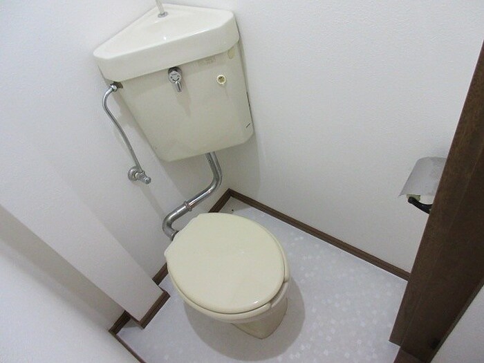 物件内観写真8　(トイレ)