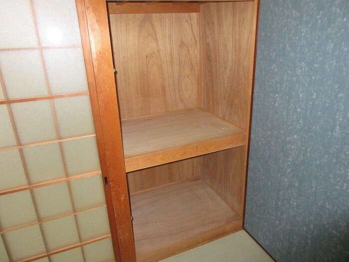 物件内観写真10　(収納)