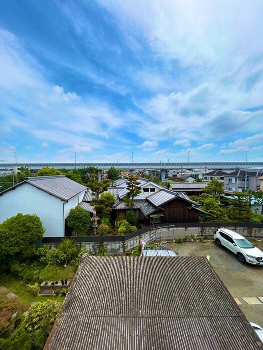 物件内観写真21　(室内からの展望)