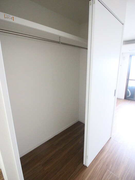 物件内観写真16　(収納)