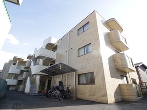 レジデンス川島外観写真
