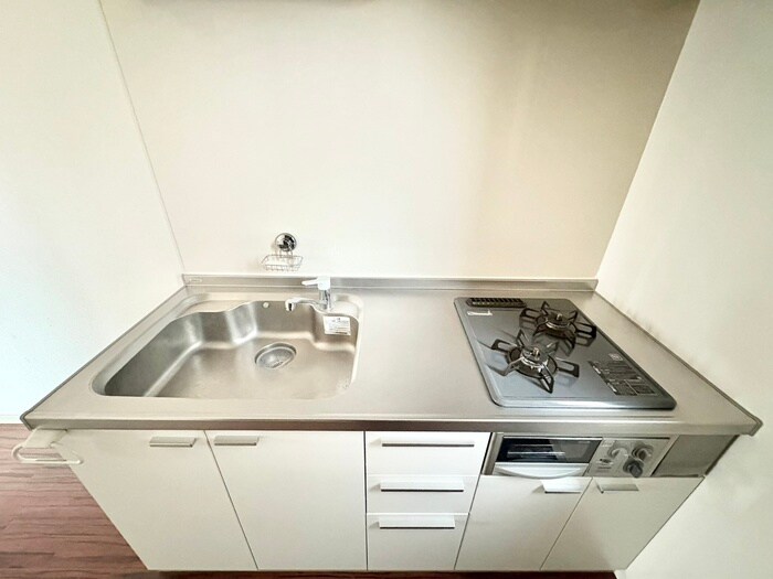 物件内観写真7　(玄関)