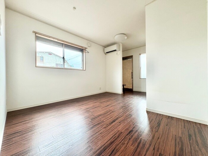 物件内観写真11　(居室)