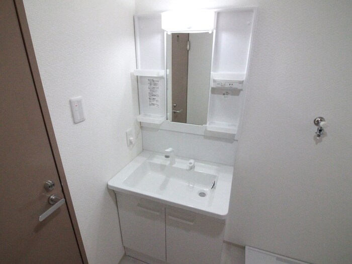 物件内観写真10　(洗面)