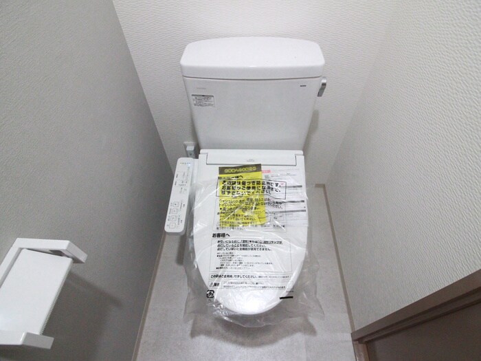 物件内観写真11　(トイレ)