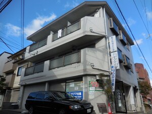 第２レジデンス吉川外観写真