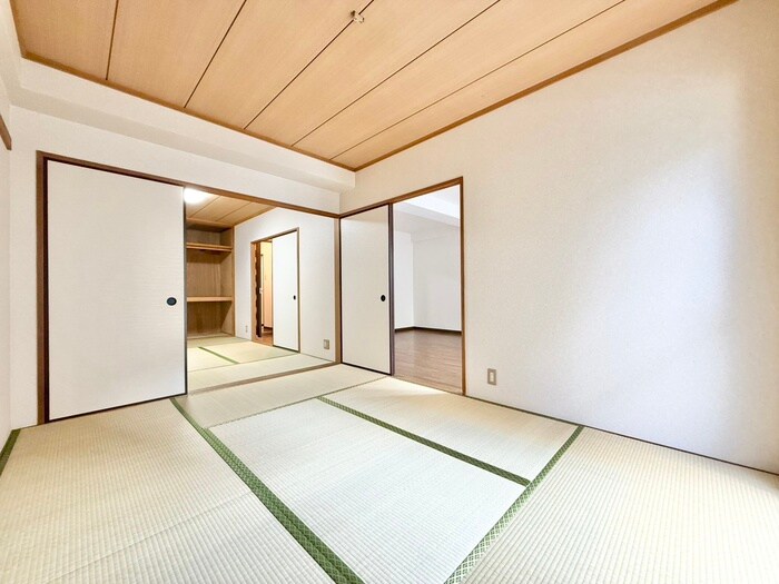 物件内観写真10　(居室)